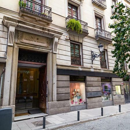 PYR Select Puerta del Sol VI Appartamento Madrid Esterno foto